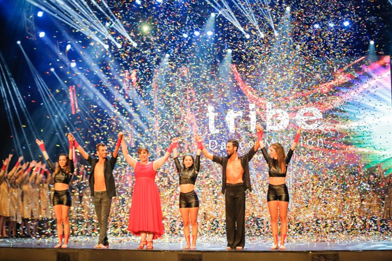 Tribe Dance Hold Your Dream 